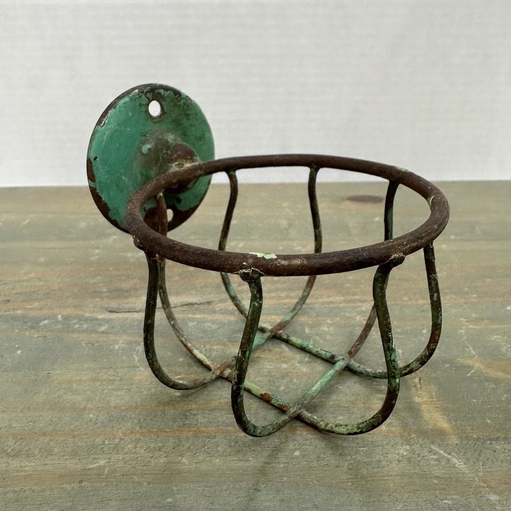 Vintage Wire Wall Pocket Basket Rustic Green Mounted Flower Planter Mini 3"